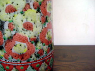 梅花紋　花瓶