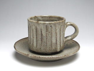 灰釉彫　コーヒーカップ